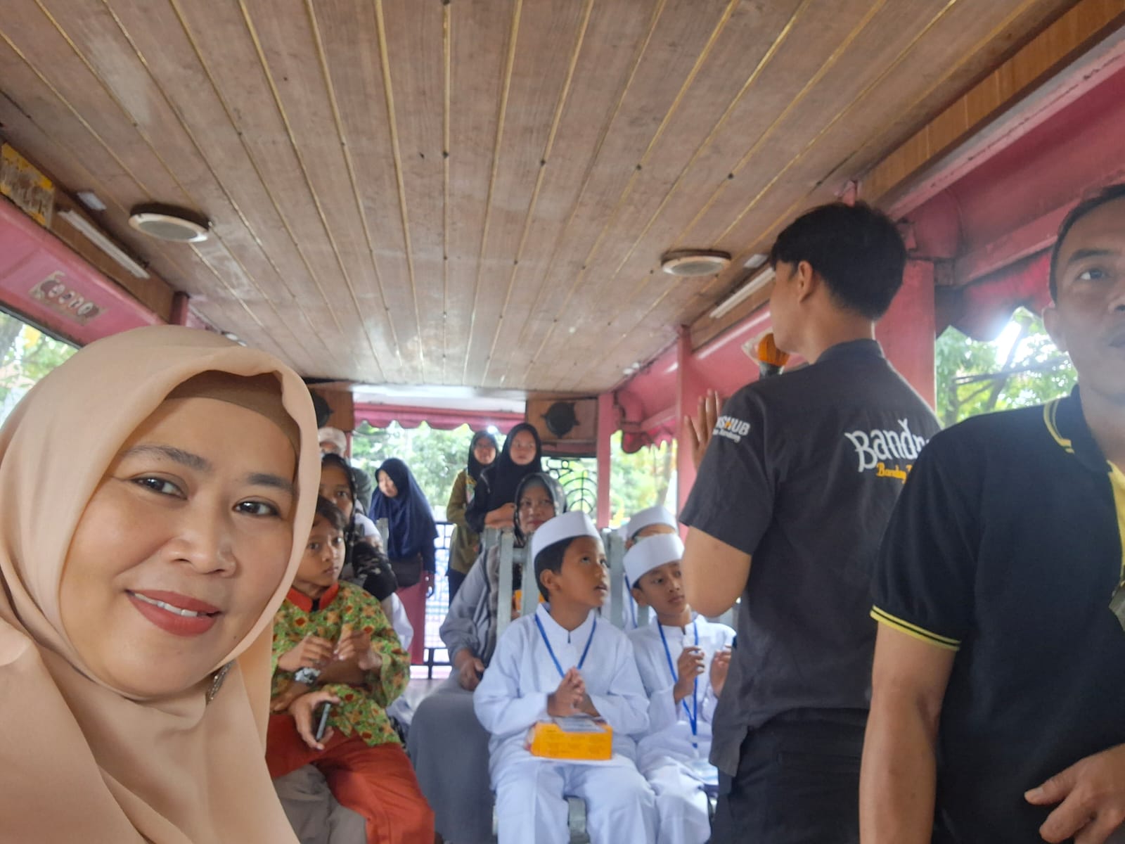 Penyaluran Santunan Yatim